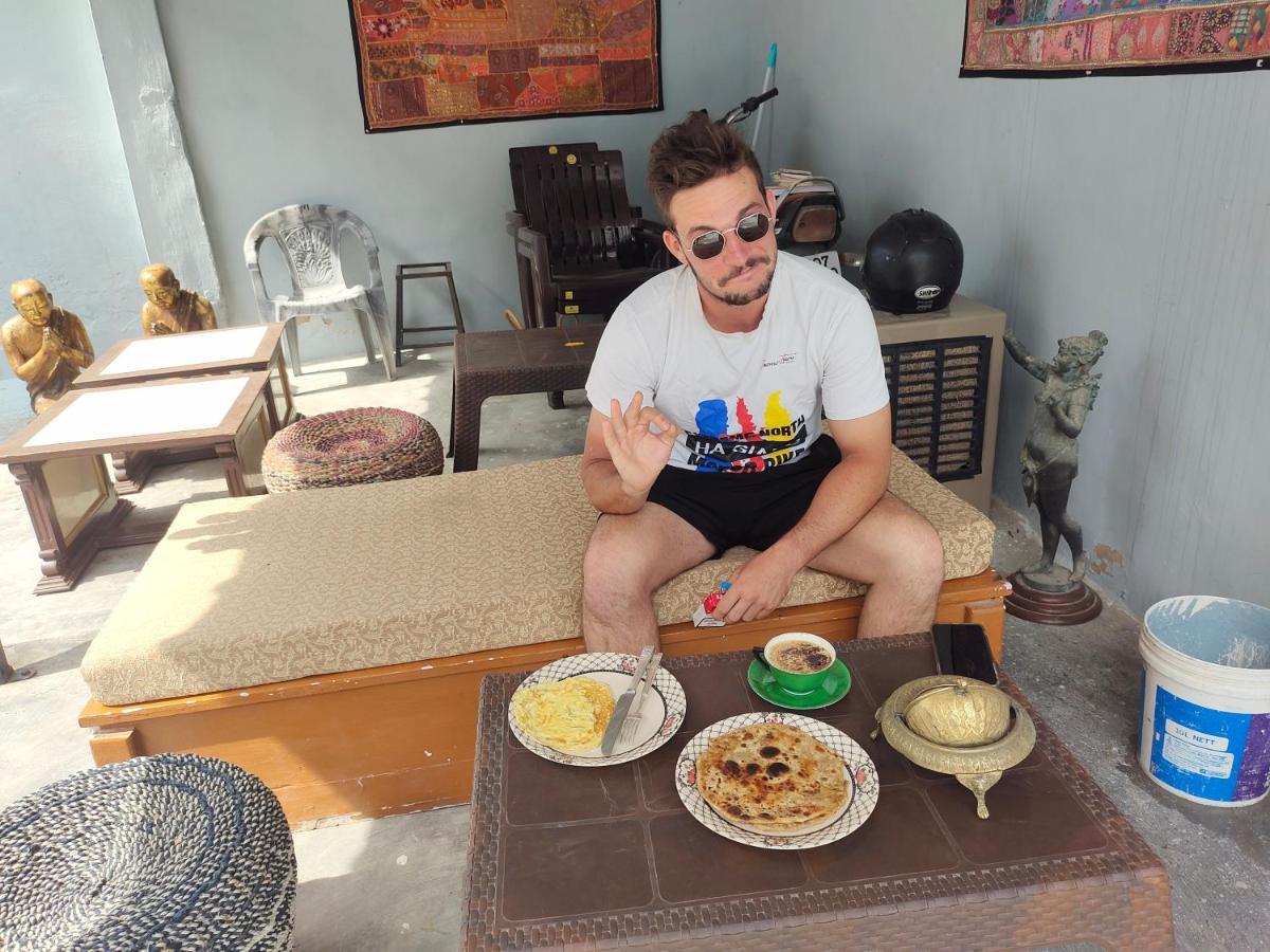 Little Prince Guest House & Homestay Bikaner Exteriör bild