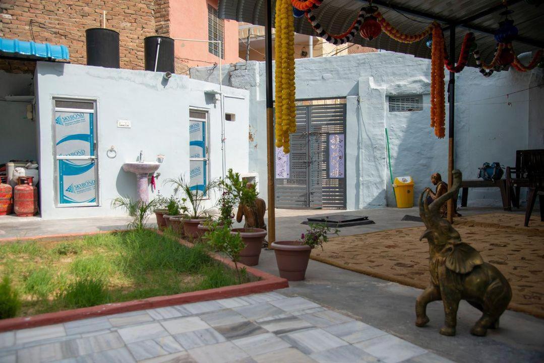 Little Prince Guest House & Homestay Bikaner Exteriör bild