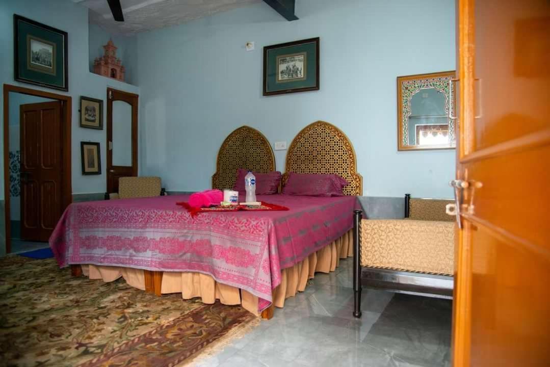 Little Prince Guest House & Homestay Bikaner Exteriör bild