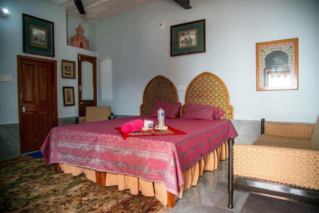 Little Prince Guest House & Homestay Bikaner Exteriör bild